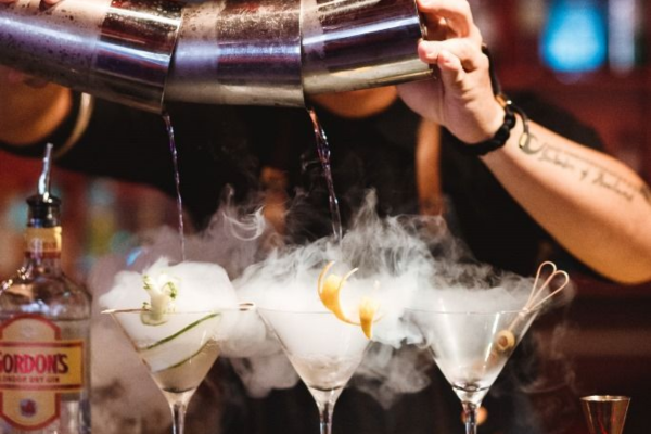 Dụng cụ pha cocktail 